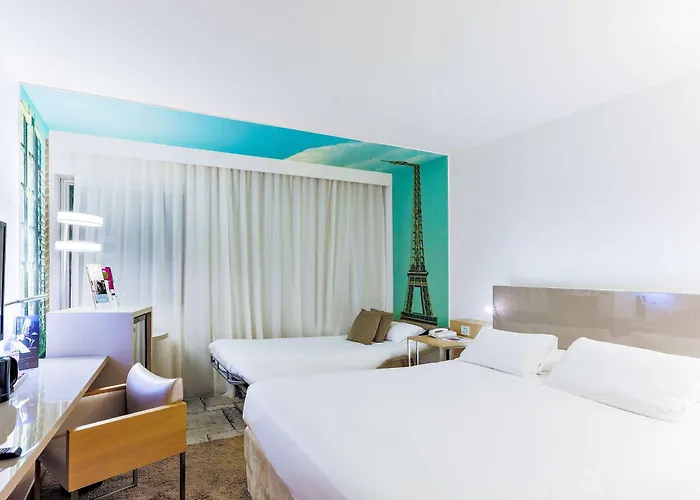 Mercure Vaugirard Porte De Versailles 4*
