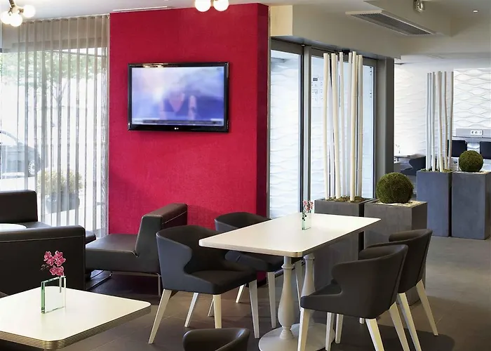 Mercure Vaugirard Porte De Versailles 4*