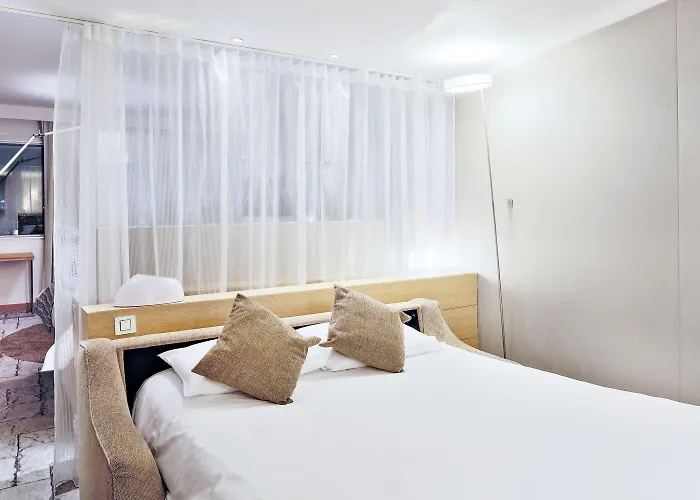 Mercure Vaugirard Porte De Versailles 4*