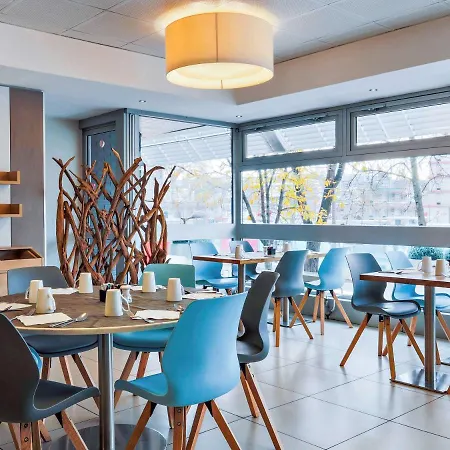 Hotel Mercure Vaugirard Porte De Versailles 4*