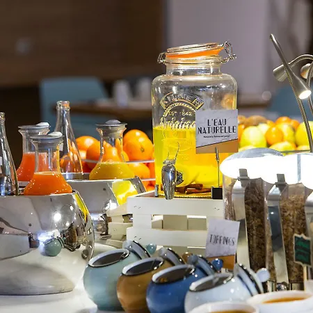 メルキュール ヴォージラール ポルト ドゥ ベルサイユ ホテル パリ