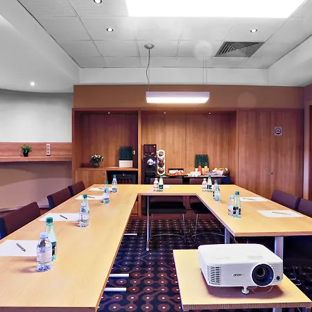 Mercure Vaugirard Porte De Versailles 4*