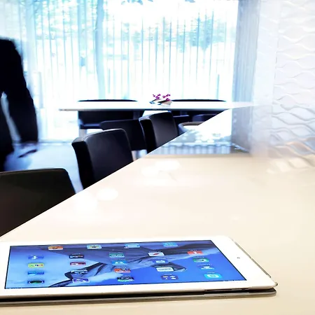 メルキュール ヴォージラール ポルト ドゥ ベルサイユ ホテル パリ