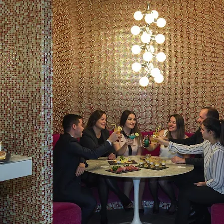 Mercure Vaugirard Porte De Versailles 4* Paris