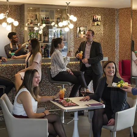 Mercure Vaugirard Porte De Versailles Hotel 4*