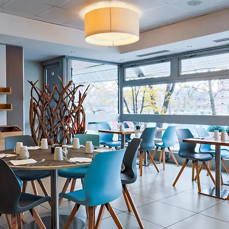 Mercure Vaugirard Porte De Versailles 4*