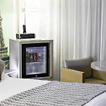 Mercure Vaugirard Porte De Versailles 4*