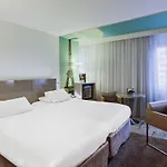 Mercure Vaugirard Porte De Versailles Hotel 4*