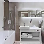 Mercure Vaugirard Porte De Versailles 4*