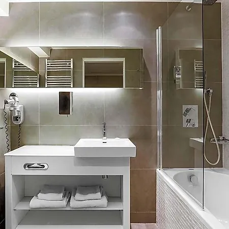 فندق Mercure Vaugirard Porte De Versailles باريس