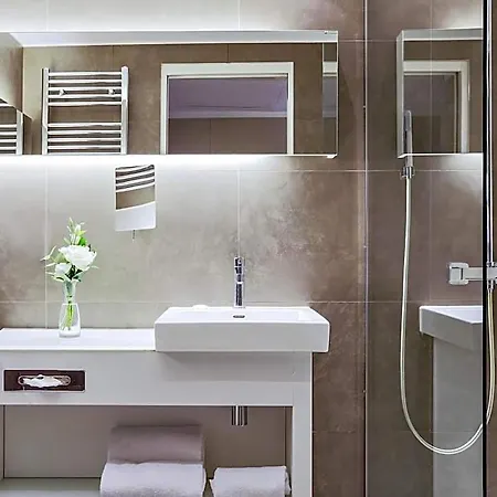 Mercure Vaugirard Porte De Versailles فندق باريس