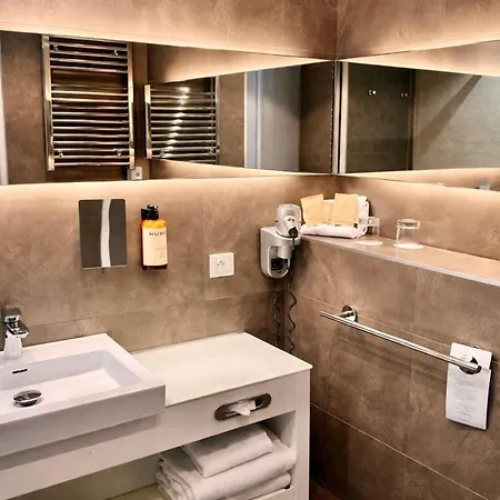 Mercure Vaugirard Porte De Versailles Hotel Parijs