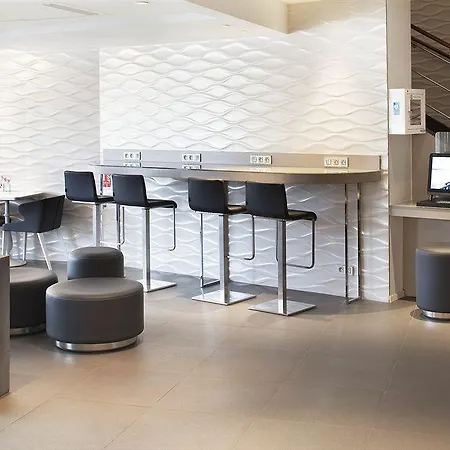 Mercure Vaugirard Porte De Versailles Hotel 4*