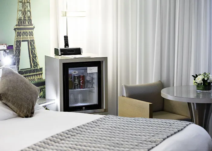 호텔 머큐어 보지라르 포르트 드 베르사유