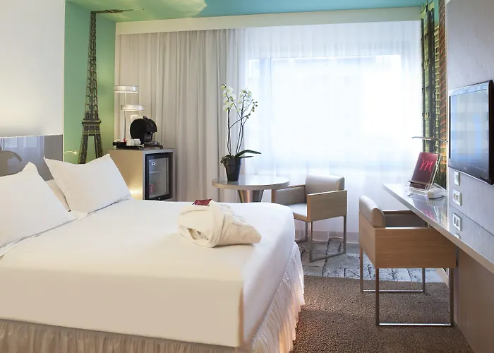 호텔 머큐어 보지라르 포르트 드 베르사유