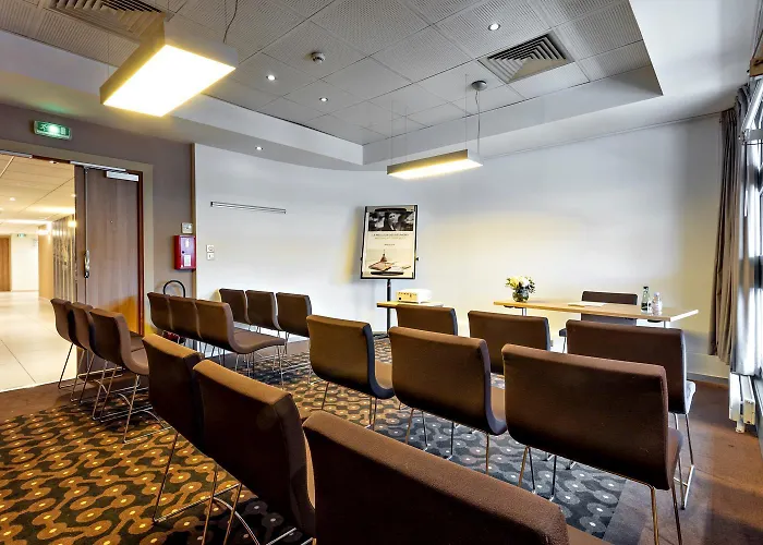 호텔 머큐어 보지라르 포르트 드 베르사유