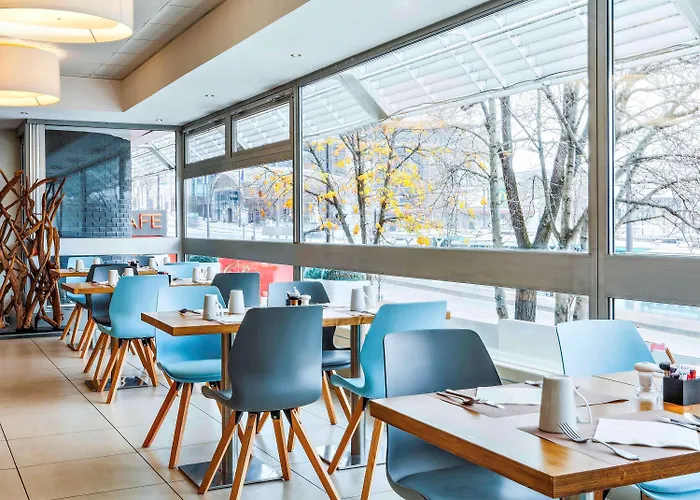 호텔 머큐어 보지라르 포르트 드 베르사유