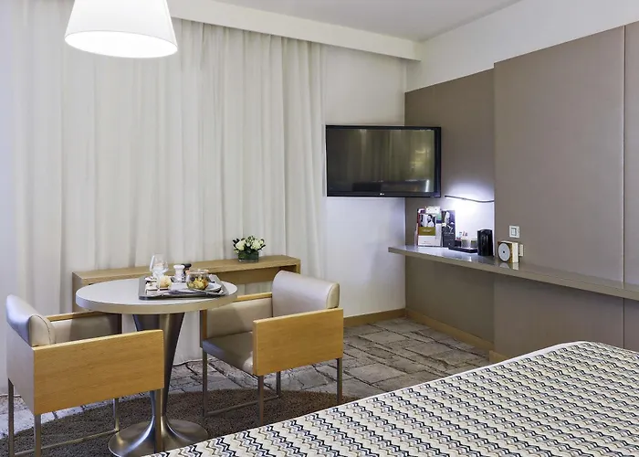 호텔 머큐어 보지라르 포르트 드 베르사유 파리