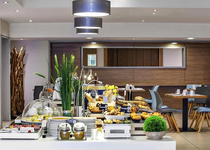 Mercure Vaugirard Porte De Versailles Hotel 4*