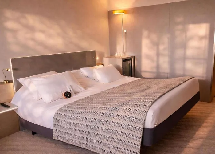 Mercure Vaugirard Porte De Versailles Hotel París