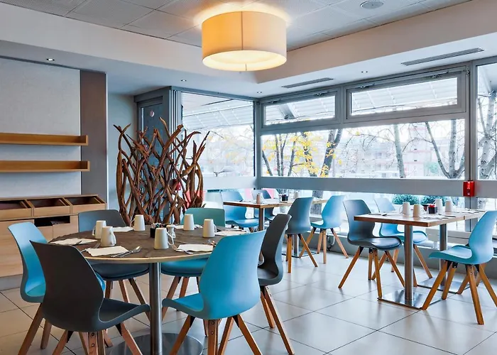 머큐어 보지라르 포르트 드 베르사유 4*