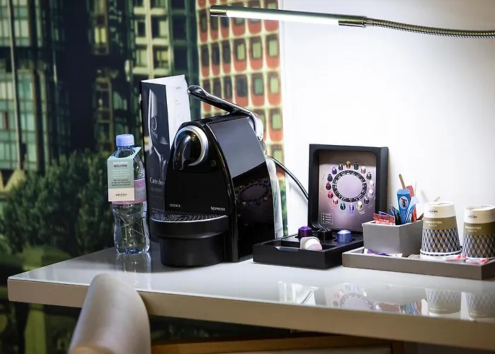 Mercure Vaugirard Porte De Versailles 4* Париж
