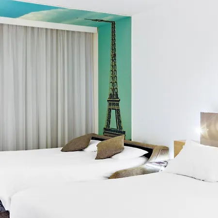 Mercure Vaugirard Porte De Versailles 4* Paris